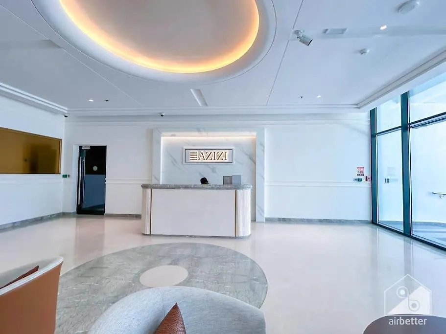 Elegant Stay In Meydan Balcony & Stunning Views Dubai