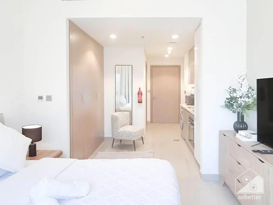 Elegant Stay In Meydan Balcony & Stunning Views Dubai United Arab Emirates